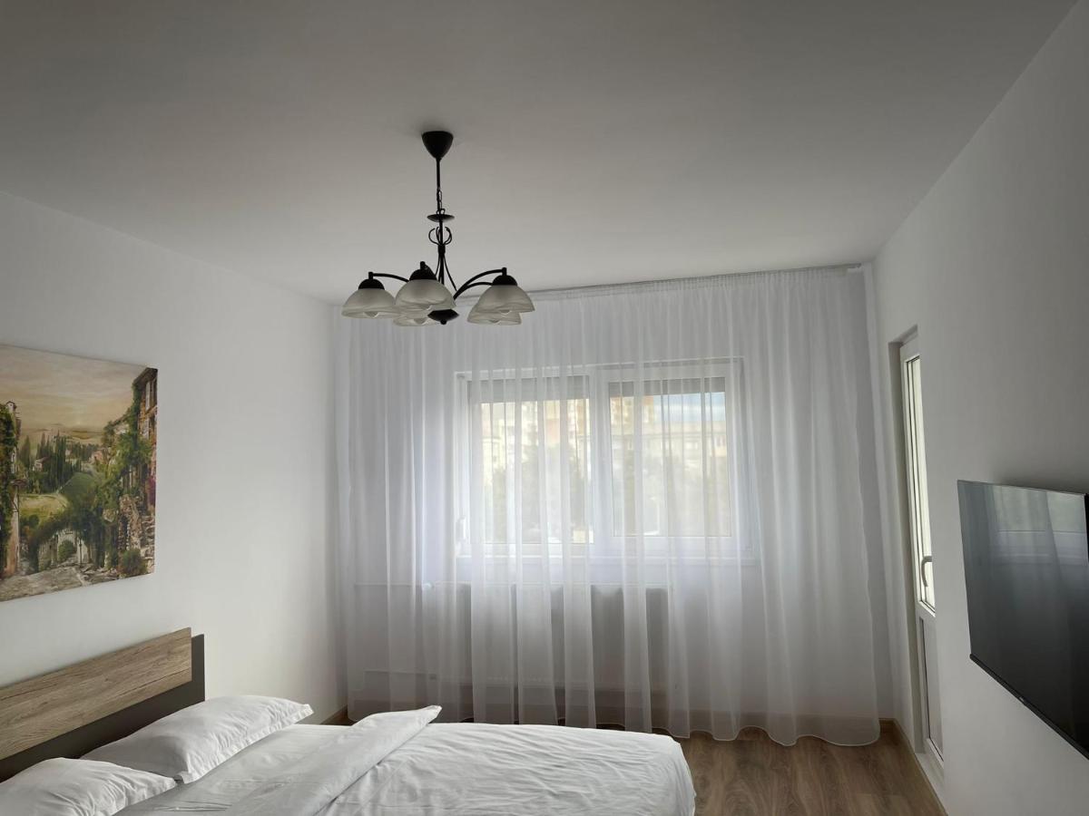 Angels Apartment 2 Oradea Exterior photo